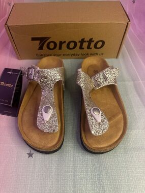 Torotto Girls Silver Glitter Toe-Post Sandals